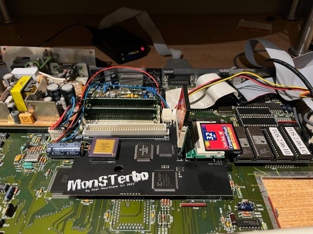 monSTErbo.jpg monSTErbo.jpg